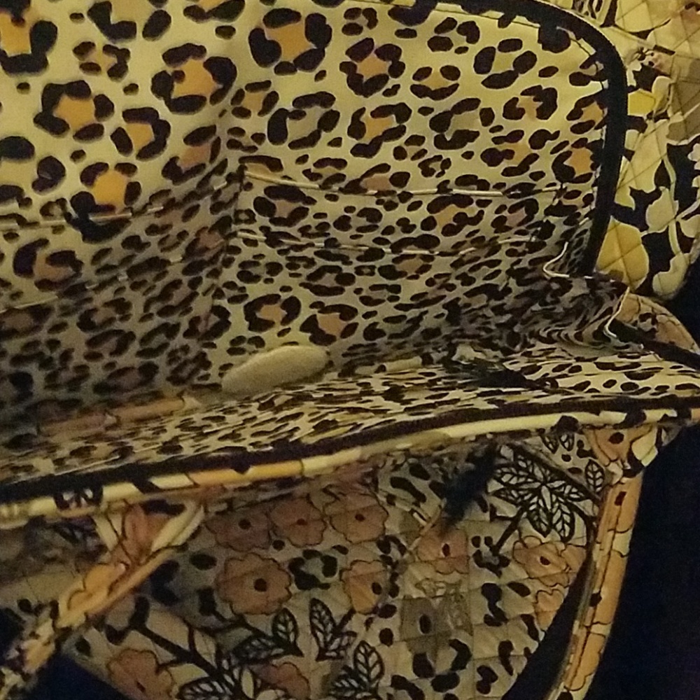 Purses - Picture 3 of 3